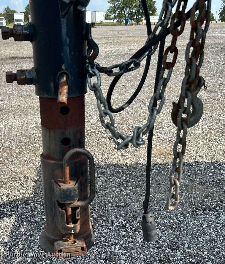 image for item LV9078 2015 C&W trailers 732VT7K2  enclosed cargo trailer