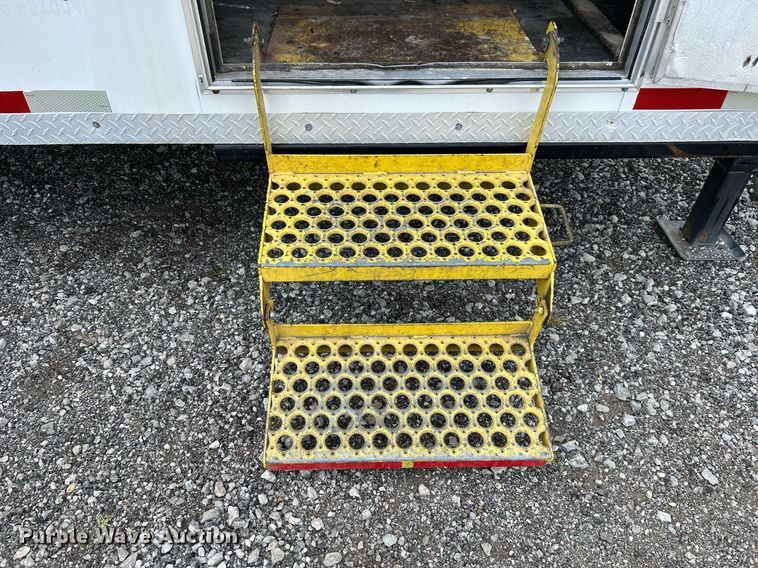 image for item LV9078 2015 C&W trailers 732VT7K2  enclosed cargo trailer