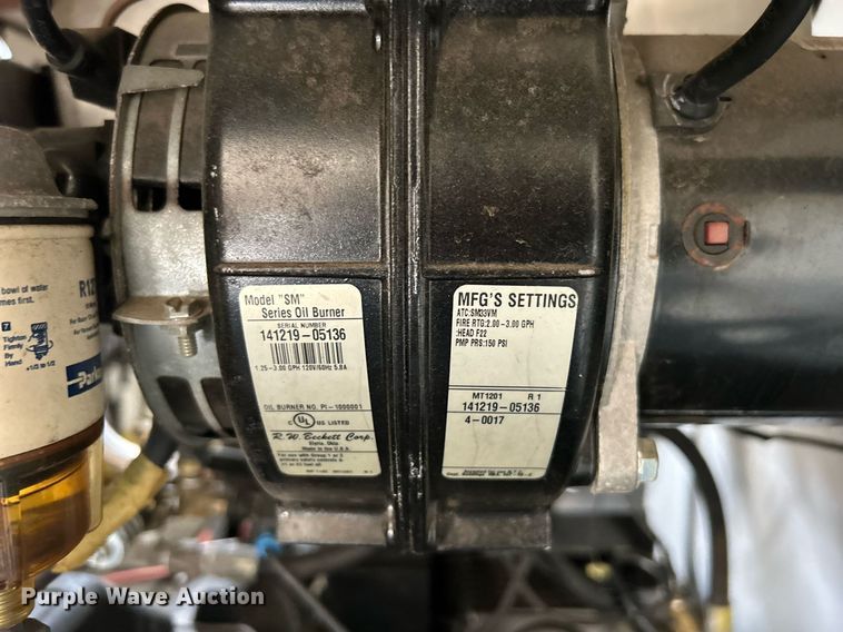 image for item LV9078 2015 C&W trailers 732VT7K2  enclosed cargo trailer