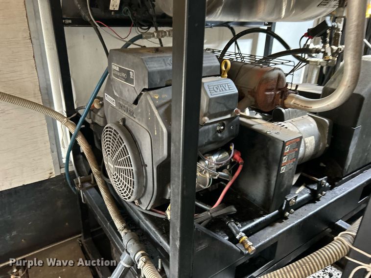 image for item LV9078 2015 C&W trailers 732VT7K2  enclosed cargo trailer