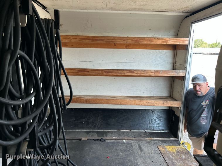 image for item LV9078 2015 C&W trailers 732VT7K2  enclosed cargo trailer