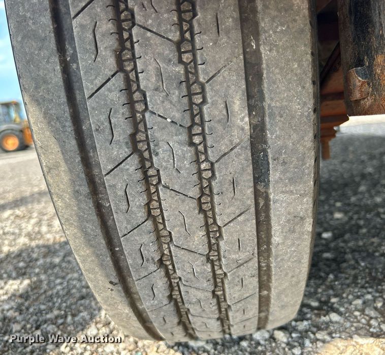 image for item LV9078 2015 C&W trailers 732VT7K2  enclosed cargo trailer