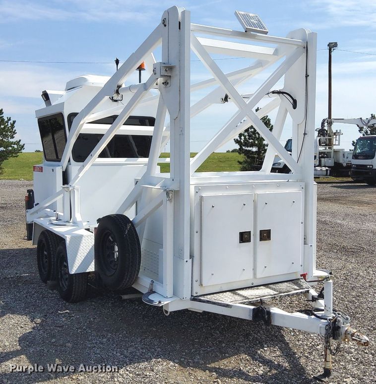 image for item LV9082 Sky Watch JJ7H73  mobile surveillance tower