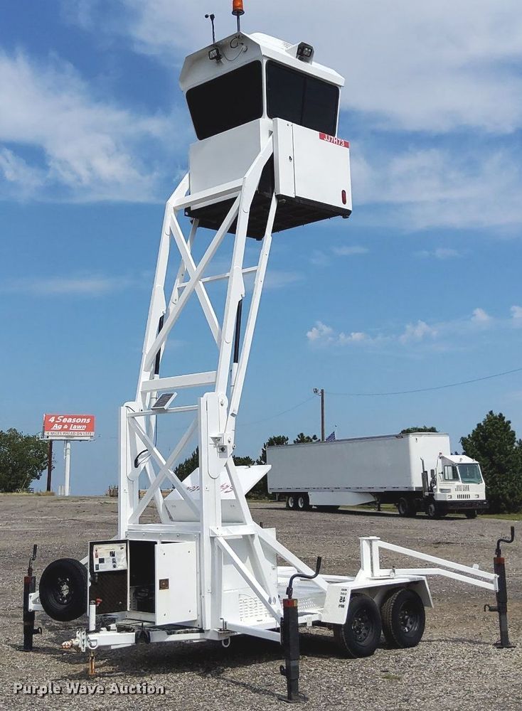 image for item LV9082 Sky Watch JJ7H73  mobile surveillance tower