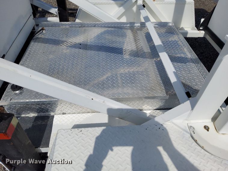 image for item LV9082 Sky Watch JJ7H73  mobile surveillance tower