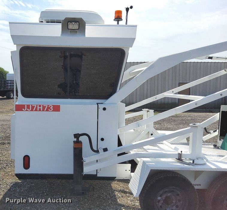 image for item LV9082 Sky Watch JJ7H73  mobile surveillance tower