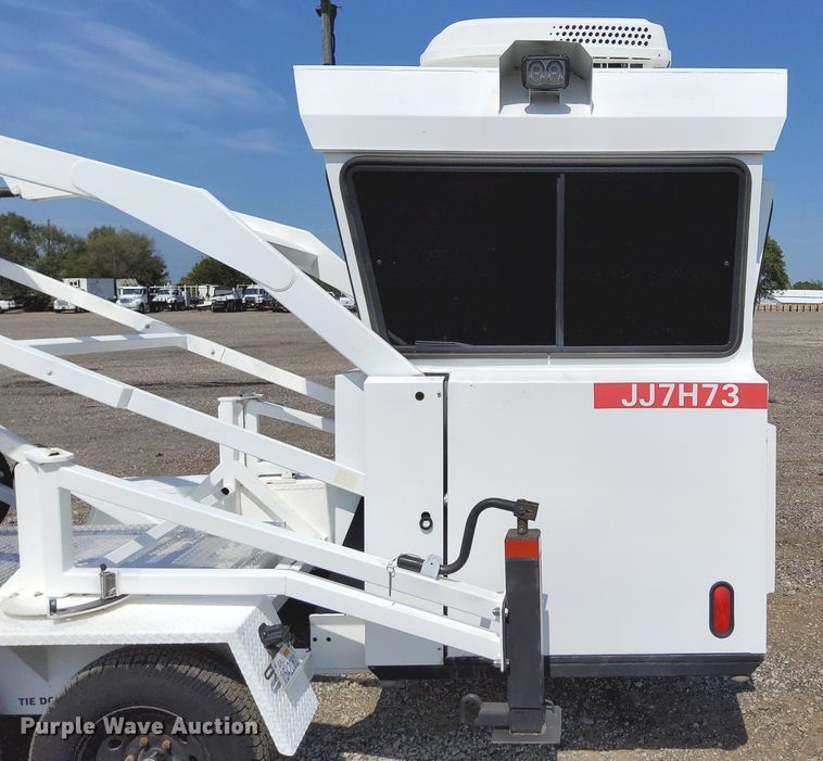 image for item LV9082 Sky Watch JJ7H73  mobile surveillance tower