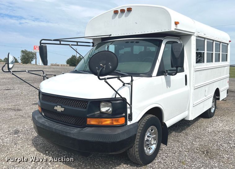 image for item LV9085 2007  Chevrolet Express 3500 Cargo  school bus