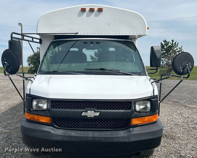 image for item LV9085 2007  Chevrolet Express 3500 Cargo  school bus