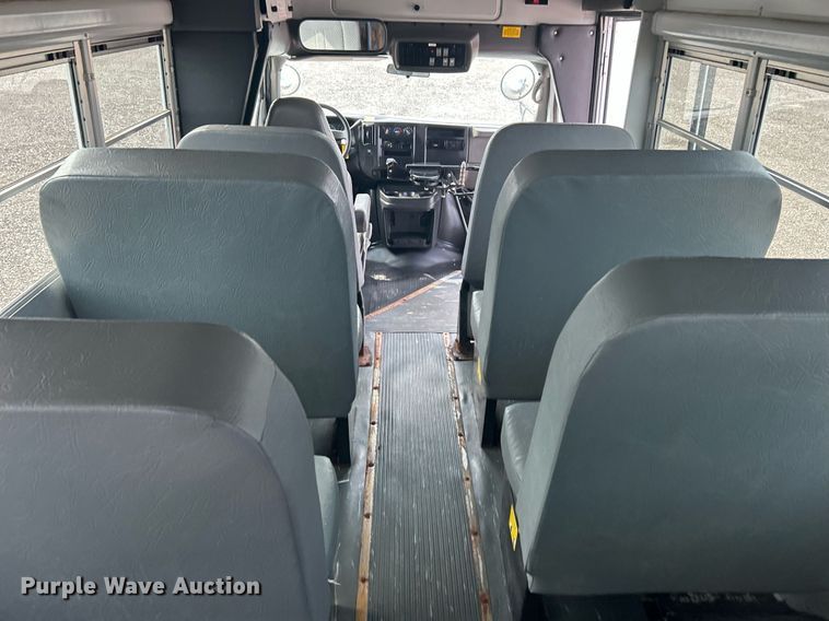 image for item LV9085 2007  Chevrolet Express 3500 Cargo  school bus