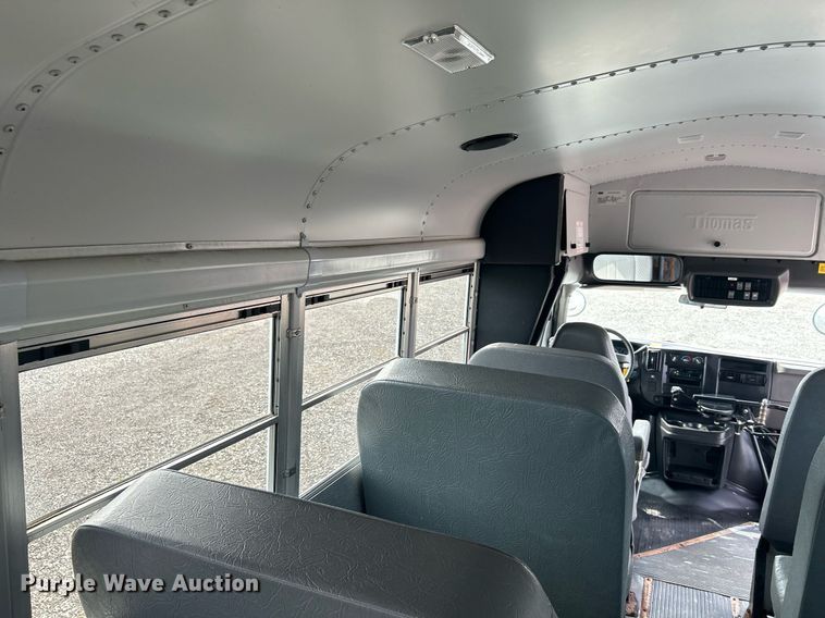 image for item LV9085 2007  Chevrolet Express 3500 Cargo  school bus