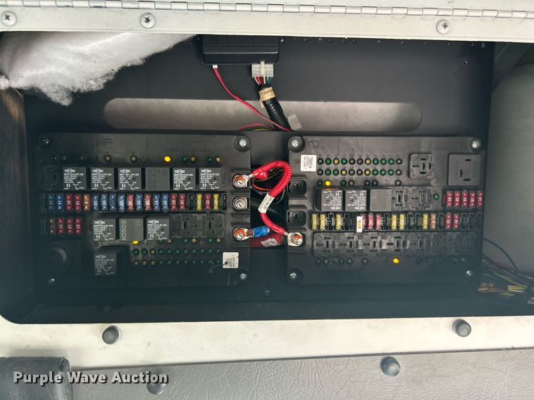 image for item LV9085 2007  Chevrolet Express 3500 Cargo  school bus