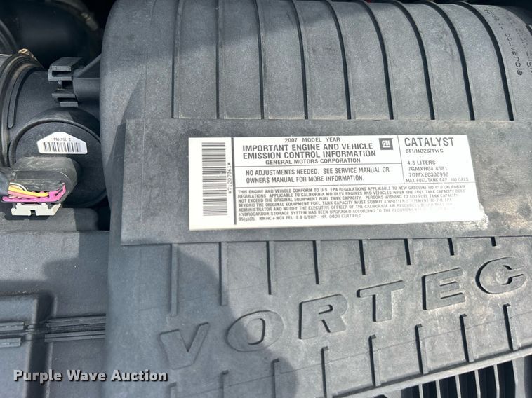 image for item LV9085 2007  Chevrolet Express 3500 Cargo  school bus