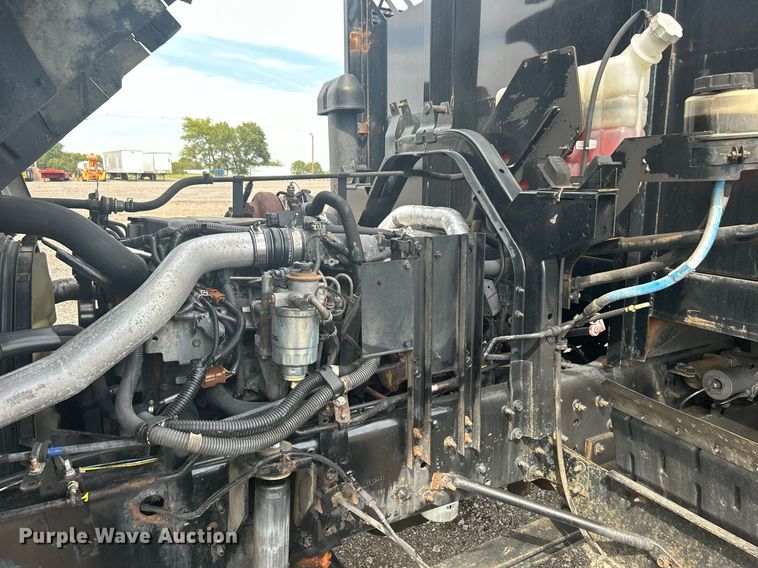 image for item LV9086 2006 GMC T6500  flatbed truck