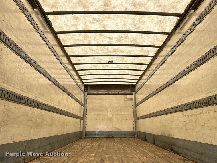 image for item LV9087 2015 Hino 338  box truck