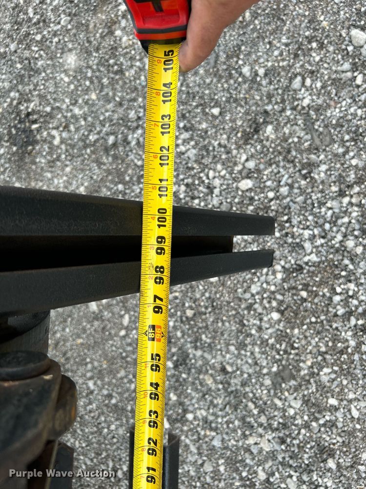 image for item LV9087 2015 Hino 338  box truck