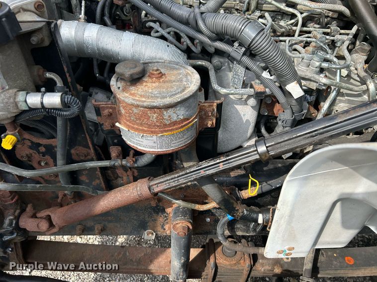 image for item LV9087 2015 Hino 338  box truck