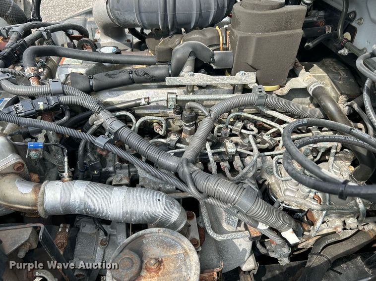 image for item LV9087 2015 Hino 338  box truck