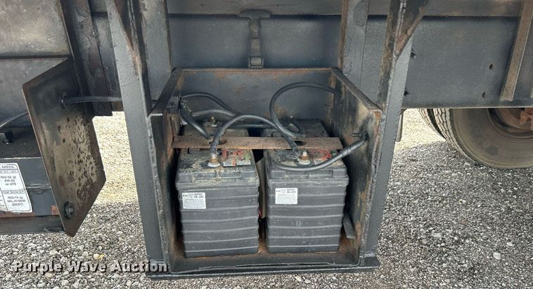 image for item LV9087 2015 Hino 338  box truck