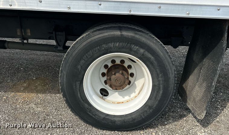 image for item LV9087 2015 Hino 338  box truck