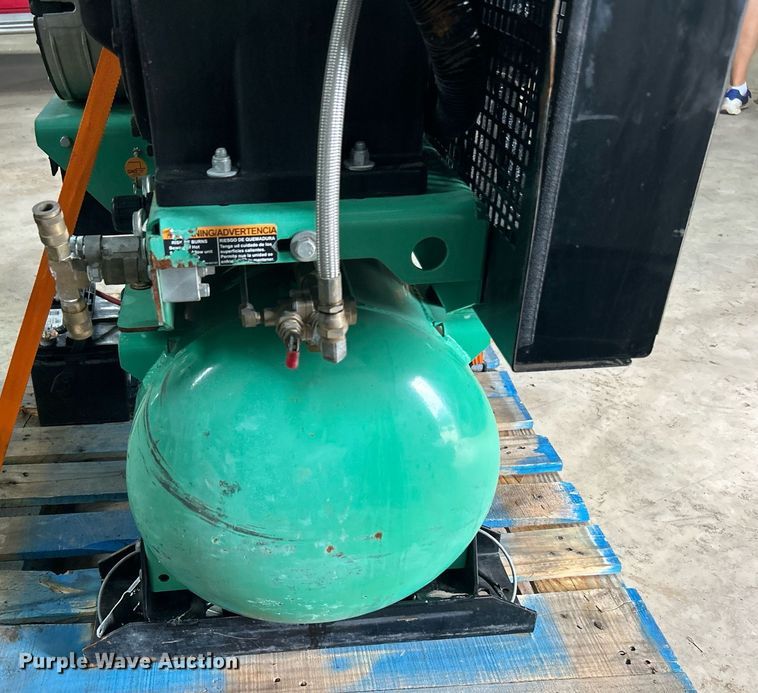 image for item LV9093 Speed Aire 15D802  welder/generator