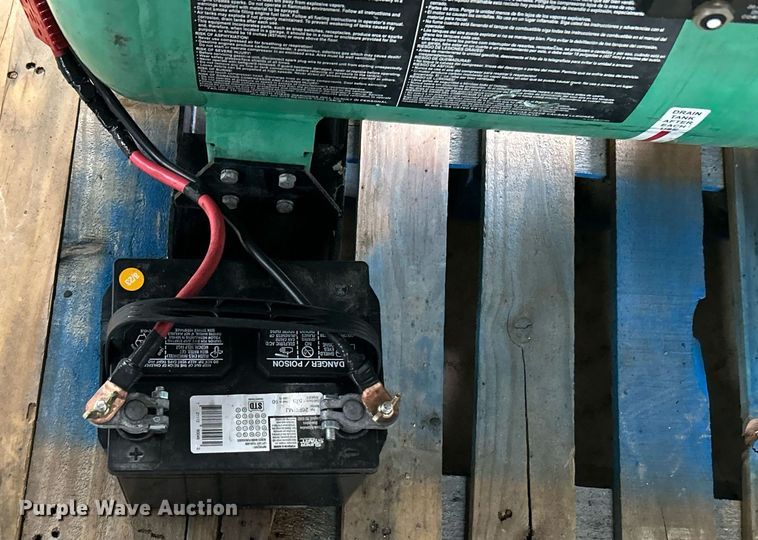 image for item LV9093 Speed Aire 15D802  welder/generator