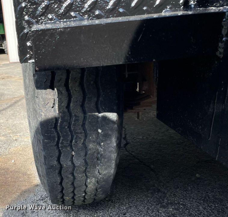 image for item LV9804 2007 Down To Earth DTE8220ER6B  utility trailer