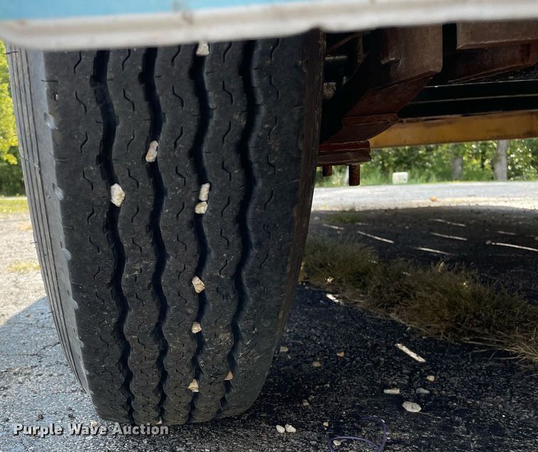 image for item LV9804 2007 Down To Earth DTE8220ER6B  utility trailer