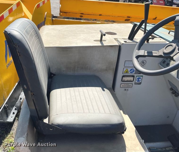 image for item LV9877 Tenant  6400 sweeper