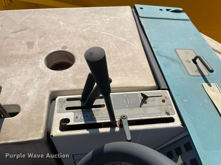 image for item LV9877 Tenant  6400 sweeper