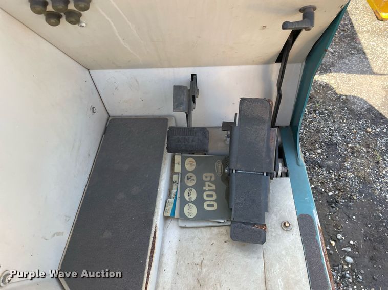 image for item LV9877 Tenant  6400 sweeper