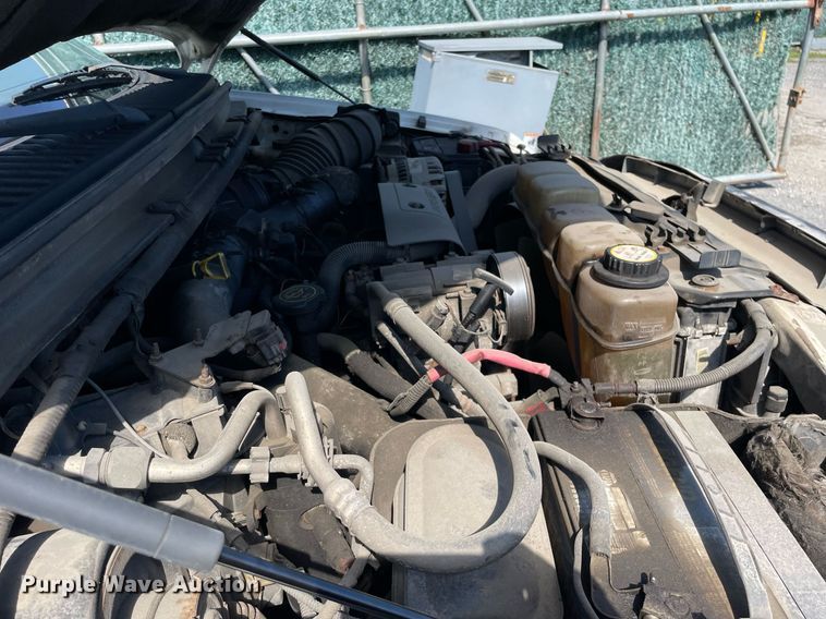 image for item LV9878 2003 Ford  F250 Super Duty XL pickup truck