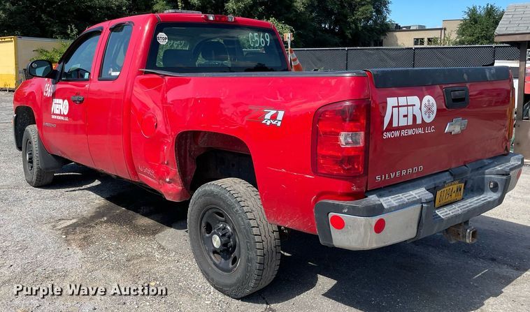 image for item LV9880 2009 Chevrolet  2500HD Ext. Cab pickup truck