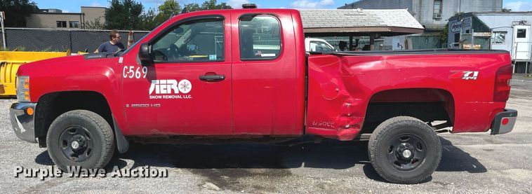 image for item LV9880 2009 Chevrolet  2500HD Ext. Cab pickup truck