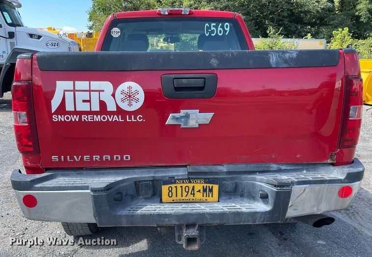 image for item LV9880 2009 Chevrolet  2500HD Ext. Cab pickup truck