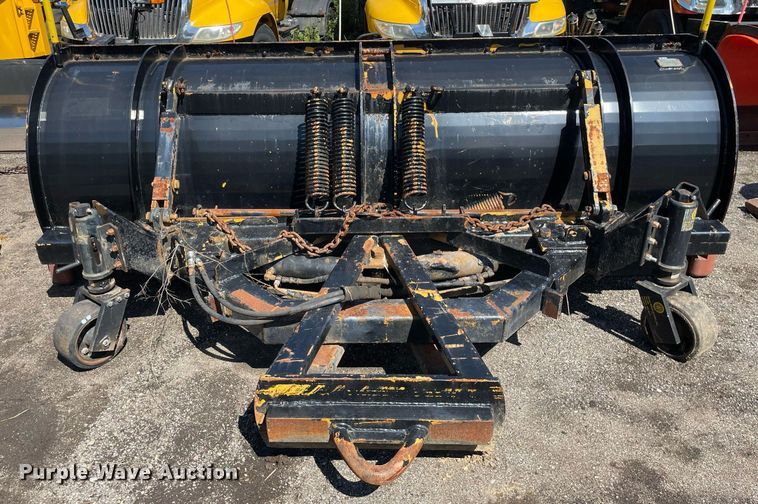 image for item LV9884 Glendhil snow plow