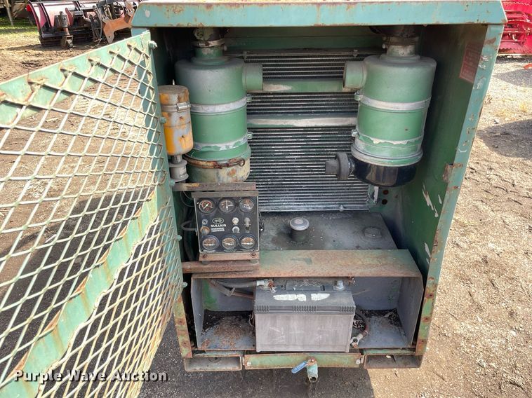 image for item LV9892 Sullair 175DUO-JDD air compressor