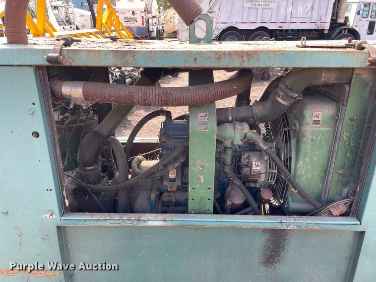 image for item LV9892 Sullair 175DUO-JDD air compressor