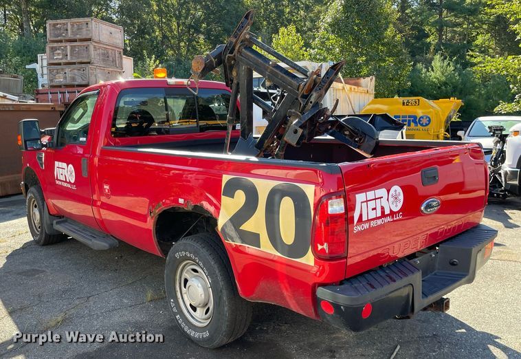 image for item LV9894 2010 Ford F250 Super Duty XL  pickup truck