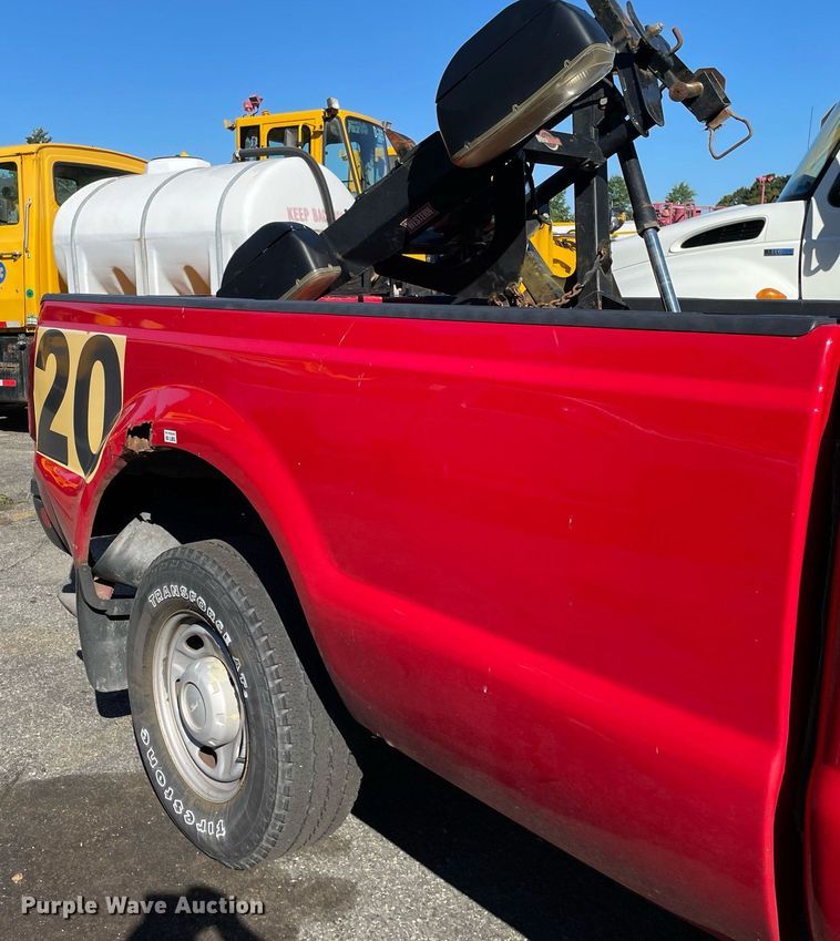 image for item LV9894 2010 Ford F250 Super Duty XL  pickup truck