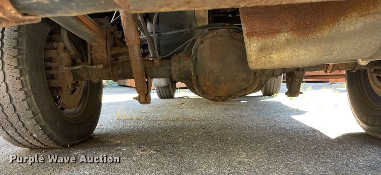 image for item LV9894 2010 Ford F250 Super Duty XL  pickup truck