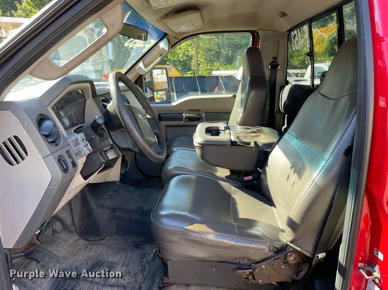 image for item LV9894 2010 Ford F250 Super Duty XL  pickup truck