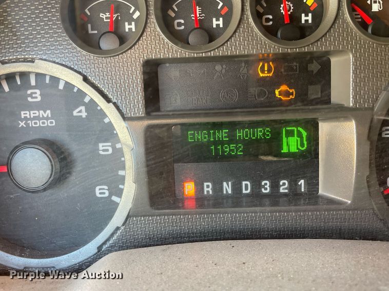 image for item LV9894 2010 Ford F250 Super Duty XL  pickup truck