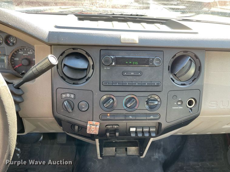 image for item LV9894 2010 Ford F250 Super Duty XL  pickup truck