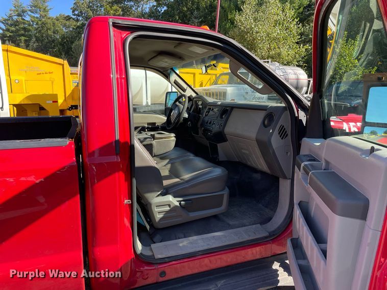 image for item LV9894 2010 Ford F250 Super Duty XL  pickup truck