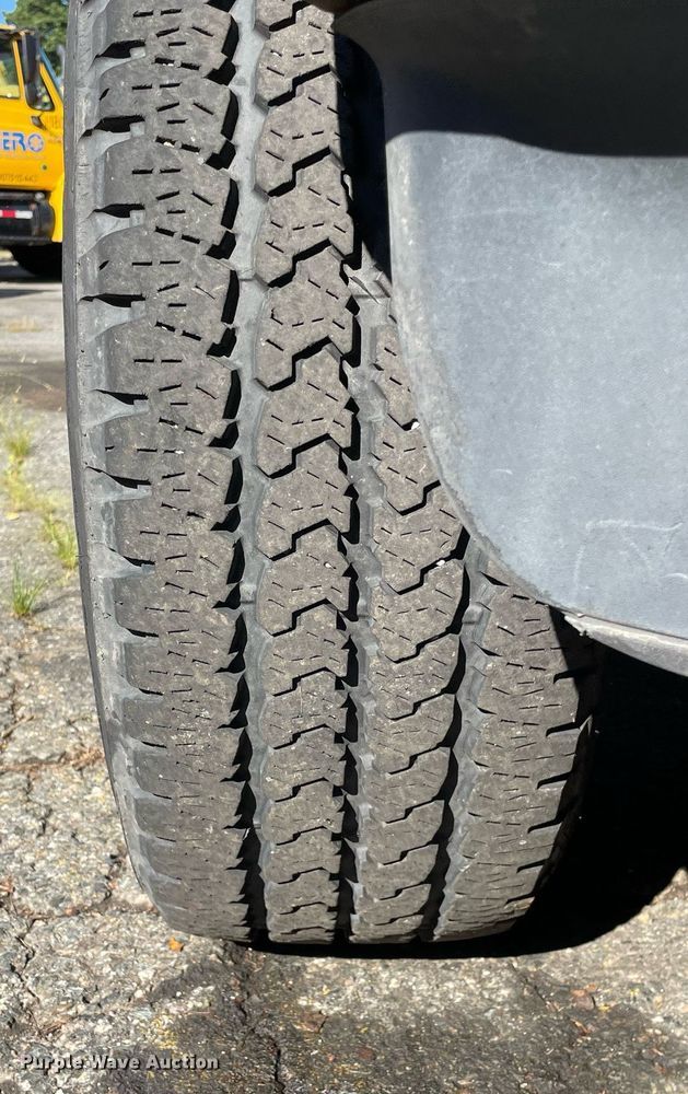 image for item LV9894 2010 Ford F250 Super Duty XL  pickup truck