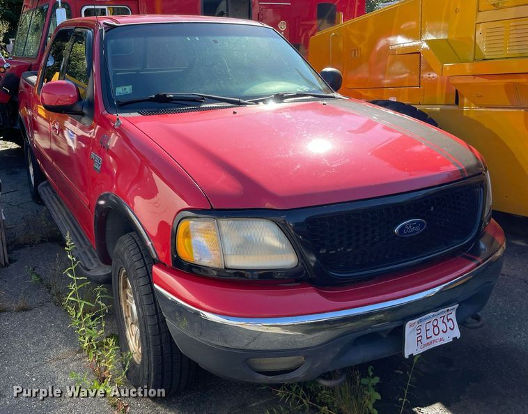 image for item LV9896 2001 Ford F150 XLT  SuperCrew pickup truck