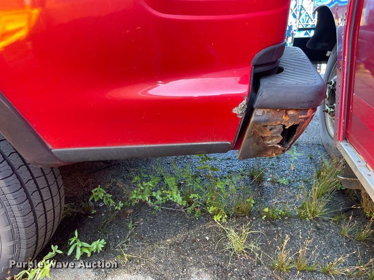 image for item LV9896 2001 Ford F150 XLT  SuperCrew pickup truck