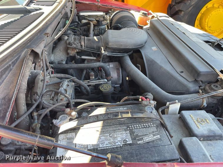 image for item LV9896 2001 Ford F150 XLT  SuperCrew pickup truck