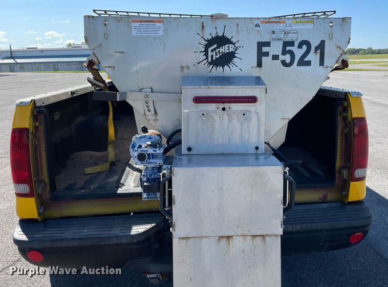 image for item LV9897 2001 Ford 350 Super Duty  Crew Cab pickup truck